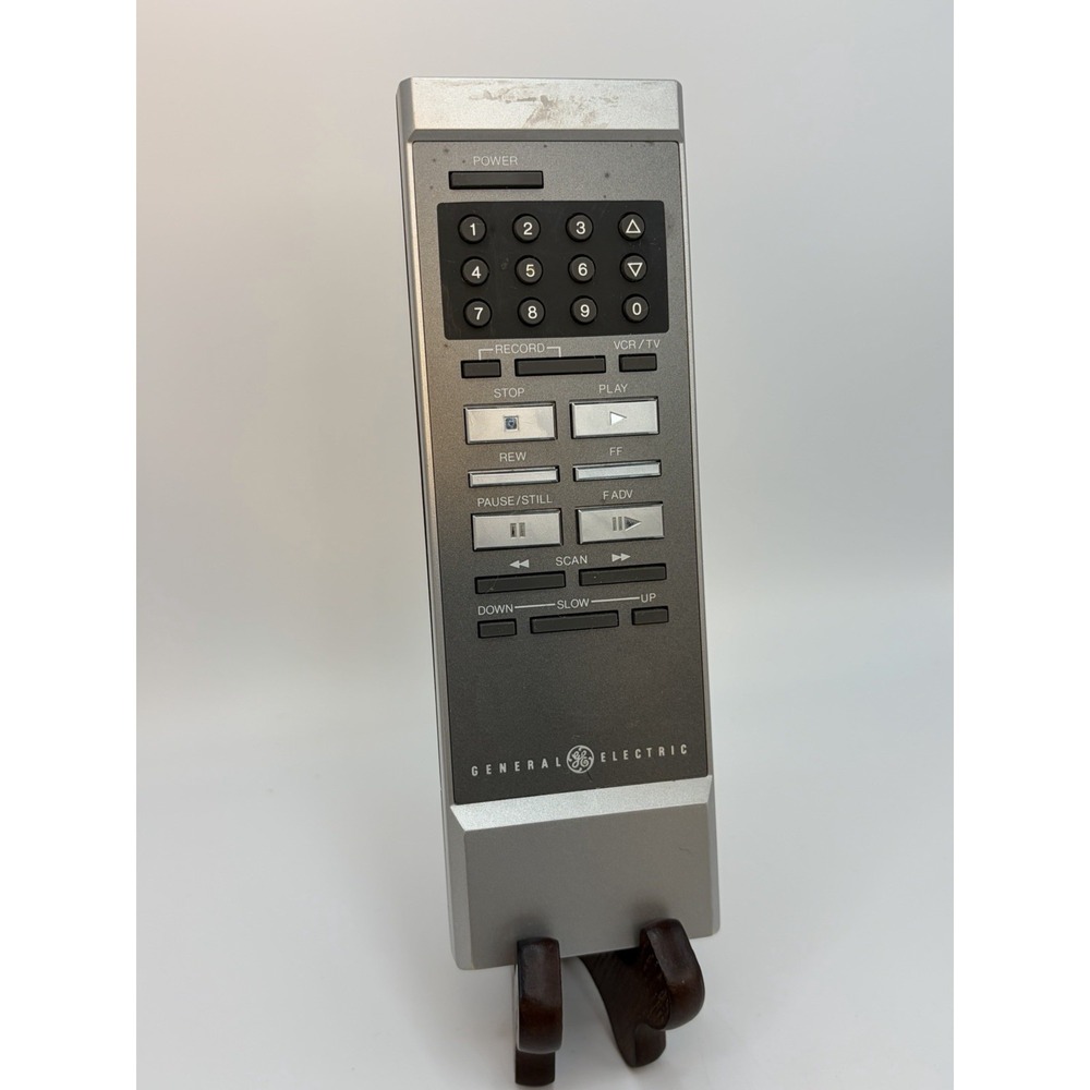 General Electric VSQS0284 VCR Remote Control for‎ Many 1980-1990's Models PV1563